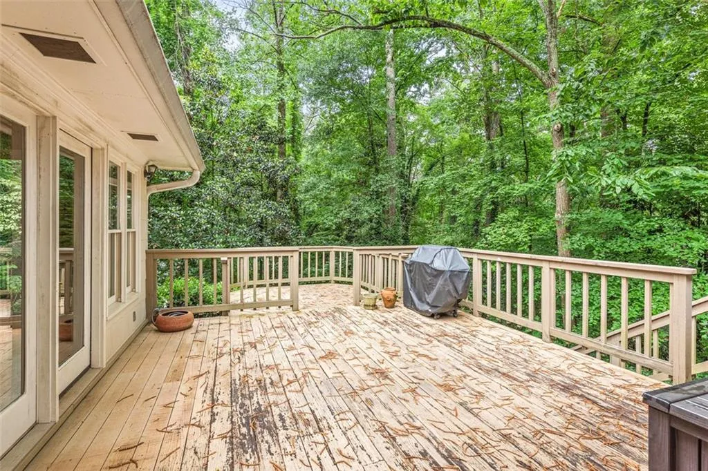 152 Burdette Road Nw, Atlanta, Georgia 30327, 3 Bedrooms Bedrooms, ,2 BathroomsBathrooms,Residential,Sold,152 Burdette Road Nw,6891462