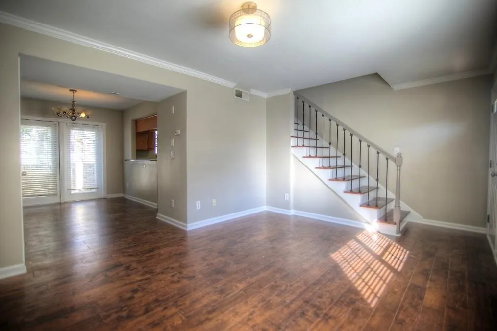 6940 Roswell Road Unit 17a, Sandy Springs, Georgia 30328, 2 Bedrooms Bedrooms, ,1 BathroomBathrooms,Residential,Sold,6940 Roswell Road Unit 17a,5763798