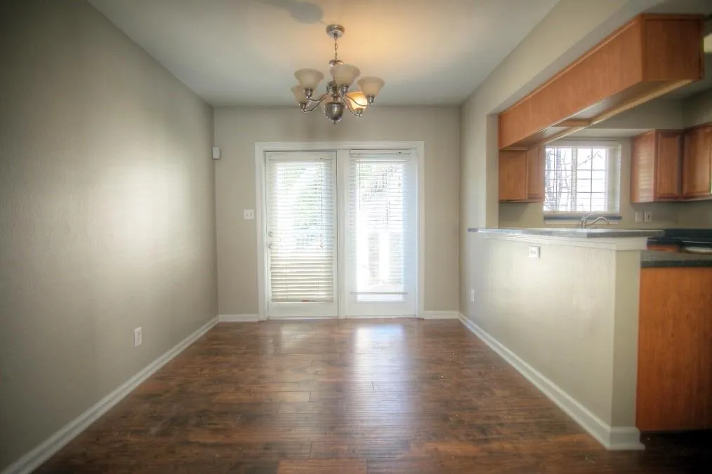 6940 Roswell Road Unit 17a, Sandy Springs, Georgia 30328, 2 Bedrooms Bedrooms, ,1 BathroomBathrooms,Residential,Sold,6940 Roswell Road Unit 17a,5763798