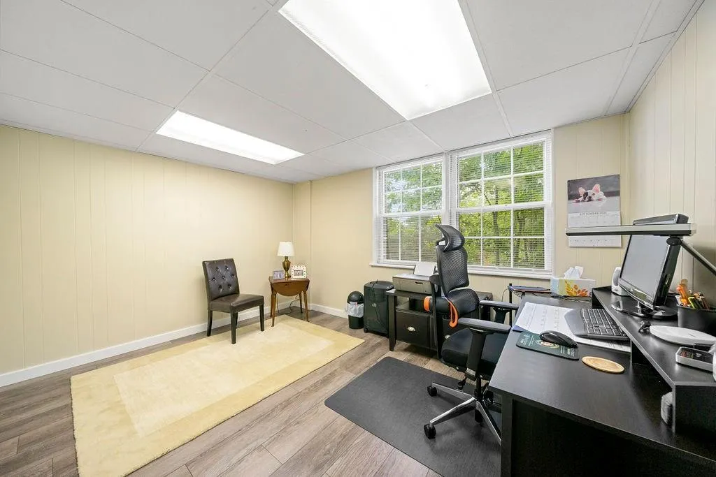 6360 Colewood Court, Atlanta, Georgia 30328, 3 Bedrooms Bedrooms, ,2 BathroomsBathrooms,Residential,Sold,6360 Colewood Court,7111476