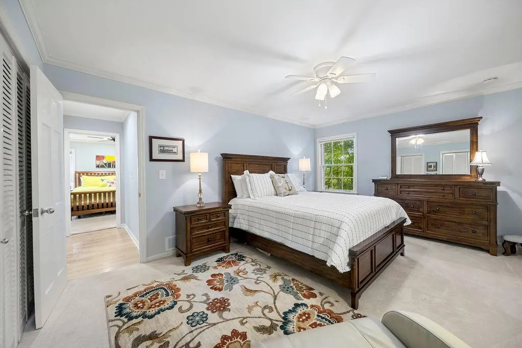 6360 Colewood Court, Atlanta, Georgia 30328, 3 Bedrooms Bedrooms, ,2 BathroomsBathrooms,Residential,Sold,6360 Colewood Court,7111476