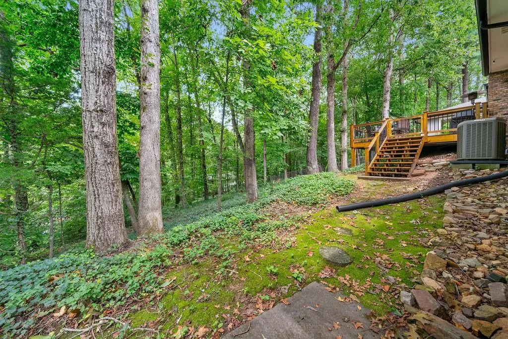 6360 Colewood Court, Atlanta, Georgia 30328, 3 Bedrooms Bedrooms, ,2 BathroomsBathrooms,Residential,Sold,6360 Colewood Court,7111476