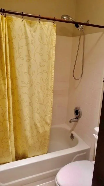 504 Granville Court, Atlanta, Georgia 30328, 1 Bedroom Bedrooms, ,1 BathroomBathrooms,Residential,Sold,504 Granville Court,6713403