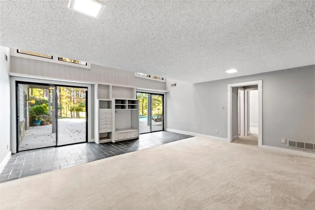 110 River Landing, Sandy Springs, Georgia 30350, 5 Bedrooms Bedrooms, ,5 BathroomsBathrooms,Residential,Sold,110 River Landing,6957236