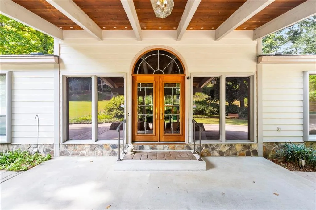 110 River Landing, Sandy Springs, Georgia 30350, 5 Bedrooms Bedrooms, ,5 BathroomsBathrooms,Residential,Sold,110 River Landing,6957236