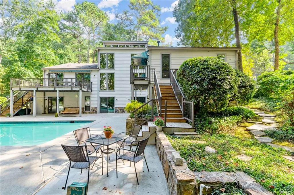110 River Landing, Sandy Springs, Georgia 30350, 5 Bedrooms Bedrooms, ,5 BathroomsBathrooms,Residential,Sold,110 River Landing,6957236