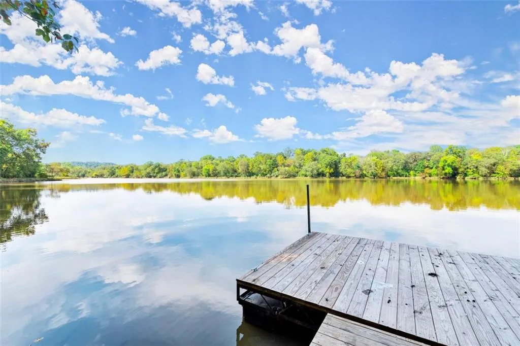 110 River Landing, Sandy Springs, Georgia 30350, 5 Bedrooms Bedrooms, ,5 BathroomsBathrooms,Residential,Sold,110 River Landing,6957236