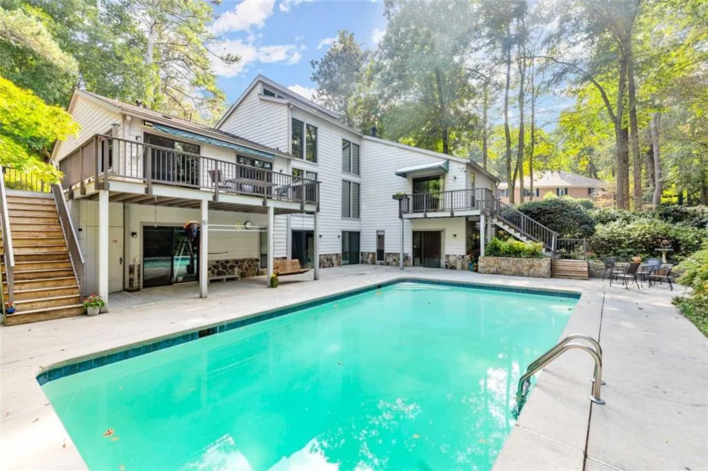 110 River Landing, Sandy Springs, Georgia 30350, 5 Bedrooms Bedrooms, ,5 BathroomsBathrooms,Residential,Sold,110 River Landing,6957236