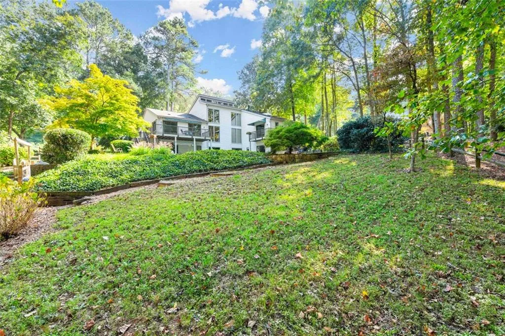 110 River Landing, Sandy Springs, Georgia 30350, 5 Bedrooms Bedrooms, ,5 BathroomsBathrooms,Residential,Sold,110 River Landing,6957236