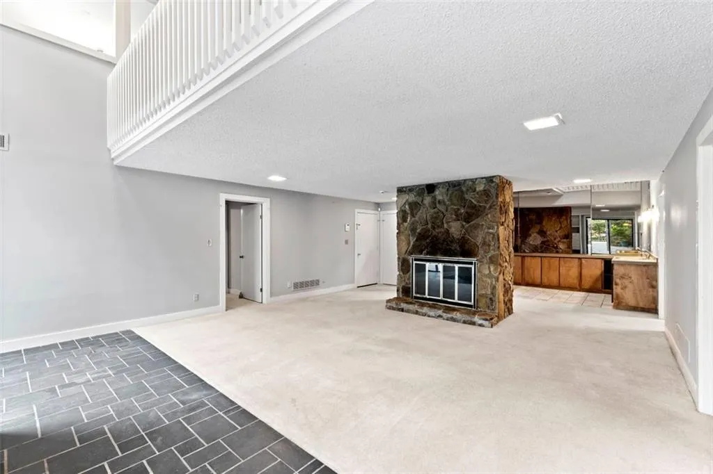 110 River Landing, Sandy Springs, Georgia 30350, 5 Bedrooms Bedrooms, ,5 BathroomsBathrooms,Residential,Sold,110 River Landing,6957236