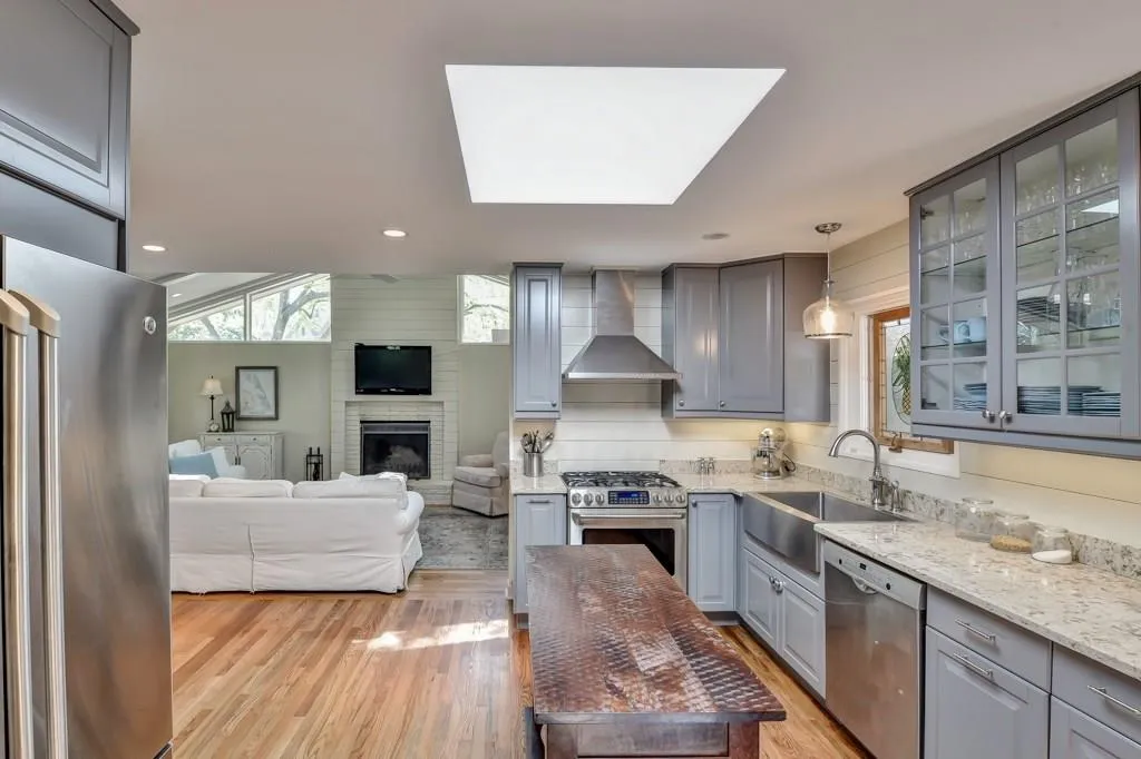 4526 Club Valley Drive Ne, Atlanta, Georgia 30319, 5 Bedrooms Bedrooms, ,3 BathroomsBathrooms,Residential,Sold,4526 Club Valley Drive Ne,5660643