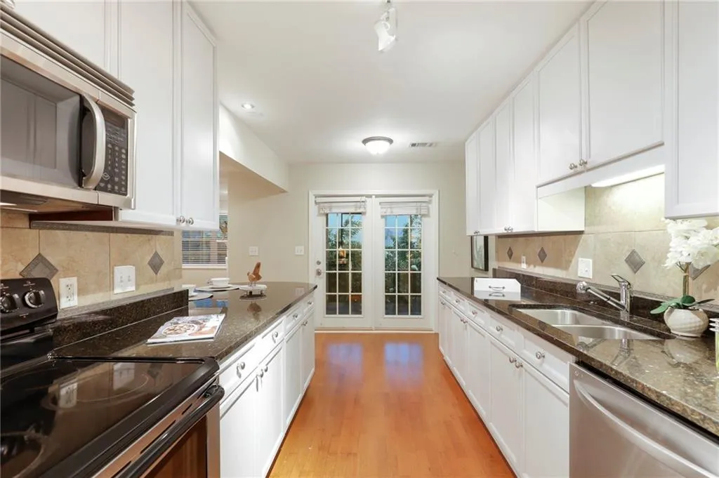 750 Dalrymple Road Unit D3, Sandy Springs, Georgia 30328, 3 Bedrooms Bedrooms, ,2 BathroomsBathrooms,Residential,Sold,750 Dalrymple Road Unit D3,6757948