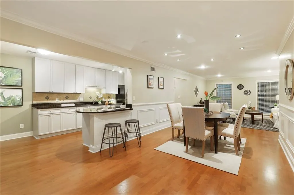 750 Dalrymple Road Unit D3, Sandy Springs, Georgia 30328, 3 Bedrooms Bedrooms, ,2 BathroomsBathrooms,Residential,Sold,750 Dalrymple Road Unit D3,6757948