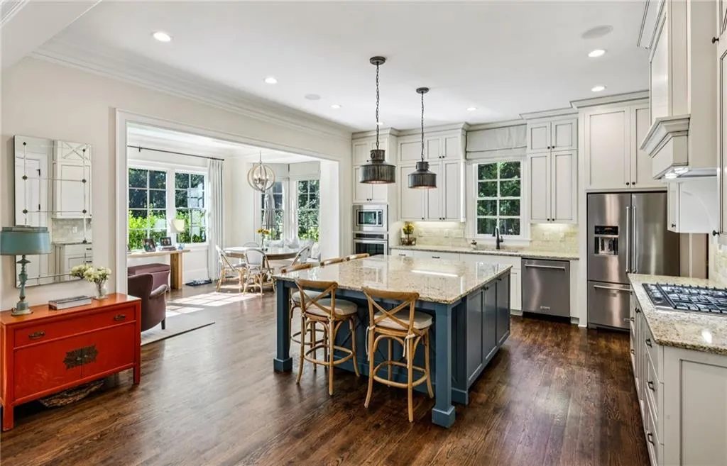2939 Mabry Lane Ne, Atlanta, Georgia 30319, 6 Bedrooms Bedrooms, ,5 BathroomsBathrooms,Residential,For Sale,2939 Mabry Lane Ne,7664002