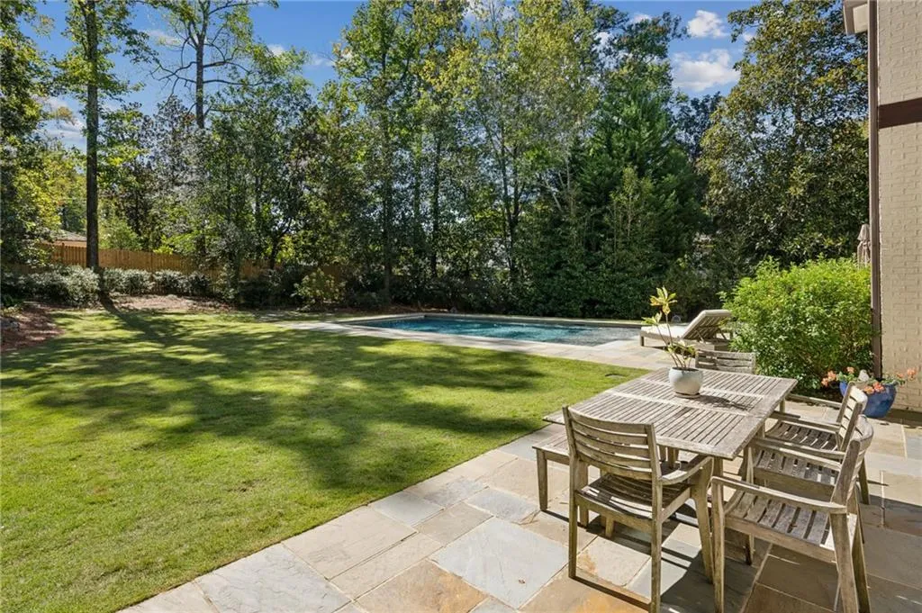 2939 Mabry Lane Ne, Atlanta, Georgia 30319, 6 Bedrooms Bedrooms, ,5 BathroomsBathrooms,Residential,For Sale,2939 Mabry Lane Ne,7664002