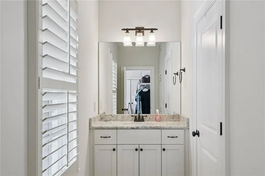 2939 Mabry Lane Ne, Atlanta, Georgia 30319, 6 Bedrooms Bedrooms, ,5 BathroomsBathrooms,Residential,For Sale,2939 Mabry Lane Ne,7664002