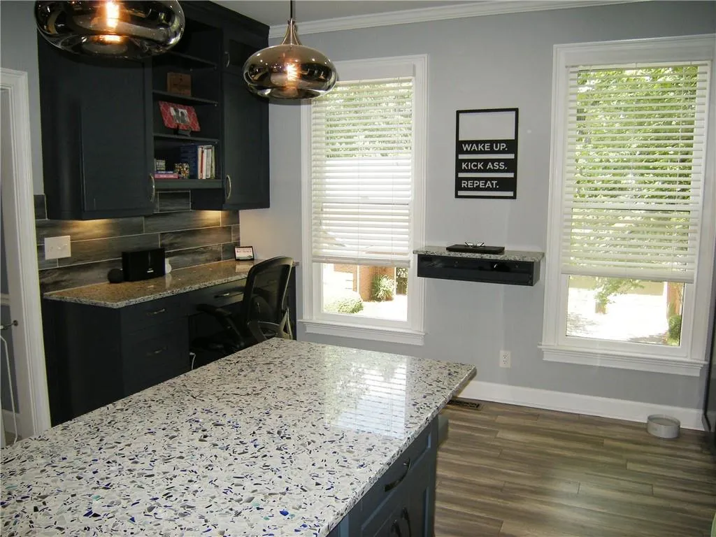 7155 Roswell Road Unit 8, Atlanta, Georgia 30328, 3 Bedrooms Bedrooms, ,2 BathroomsBathrooms,Residential,Sold,7155 Roswell Road Unit 8,6885335