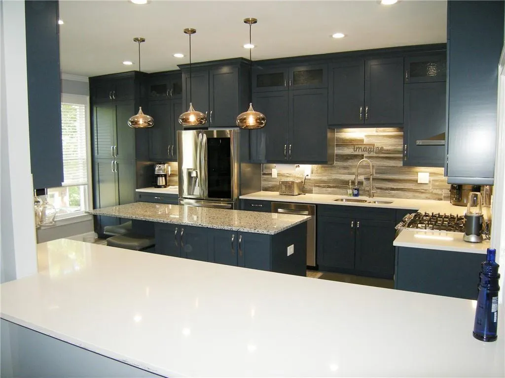 7155 Roswell Road Unit 8, Atlanta, Georgia 30328, 3 Bedrooms Bedrooms, ,2 BathroomsBathrooms,Residential,Sold,7155 Roswell Road Unit 8,6885335