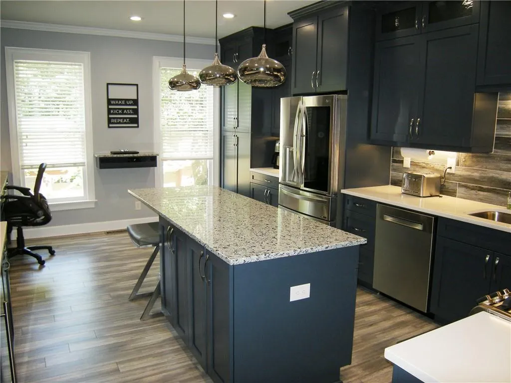 7155 Roswell Road Unit 8, Atlanta, Georgia 30328, 3 Bedrooms Bedrooms, ,2 BathroomsBathrooms,Residential,Sold,7155 Roswell Road Unit 8,6885335
