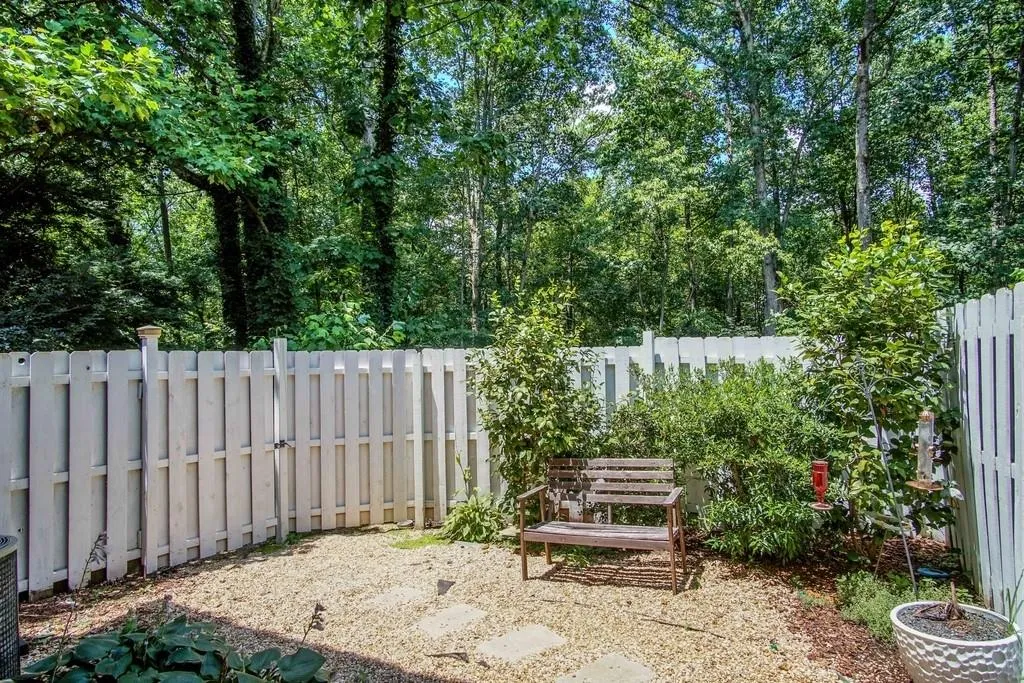 210 Brantley Road, Sandy Springs, Georgia 30350, 3 Bedrooms Bedrooms, ,3 BathroomsBathrooms,Residential,Sold,210 Brantley Road,6583413