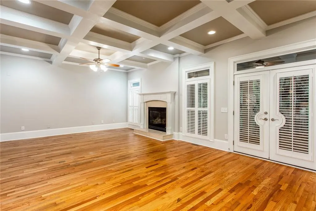 1125 Charles Towne Square, Sandy Springs, Georgia 30328, 4 Bedrooms Bedrooms, ,3 BathroomsBathrooms,Residential,Sold,1125 Charles Towne Square,6590783