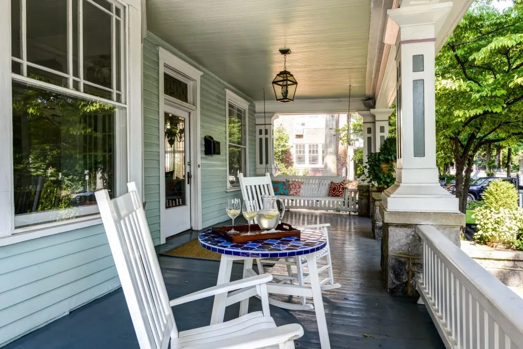 309 10th Street Ne, Atlanta, Georgia 30309, 4 Bedrooms Bedrooms, ,4 BathroomsBathrooms,Residential,Sold,309 10th Street Ne,5575897