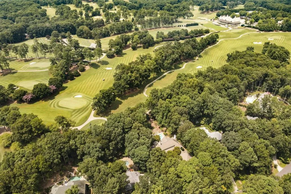 60 Cliffside Crossing, Sandy Springs, Georgia 30350, 5 Bedrooms Bedrooms, ,4 BathroomsBathrooms,Residential,Sold,60 Cliffside Crossing,6926442