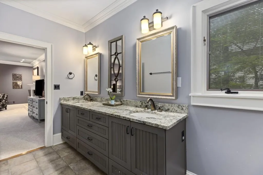60 Cliffside Crossing, Sandy Springs, Georgia 30350, 5 Bedrooms Bedrooms, ,4 BathroomsBathrooms,Residential,Sold,60 Cliffside Crossing,6926442