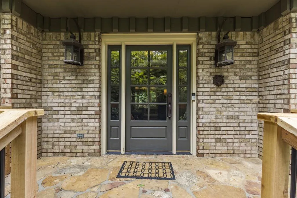 60 Cliffside Crossing, Sandy Springs, Georgia 30350, 5 Bedrooms Bedrooms, ,4 BathroomsBathrooms,Residential,Sold,60 Cliffside Crossing,6926442