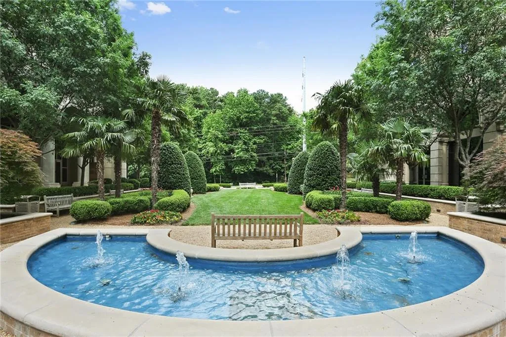 3286 Northside Parkway S Unit 1007, Atlanta, Georgia 30327, 3 Bedrooms Bedrooms, ,2 BathroomsBathrooms,Residential,For Sale,3286 Northside Parkway S Unit 1007,7635580