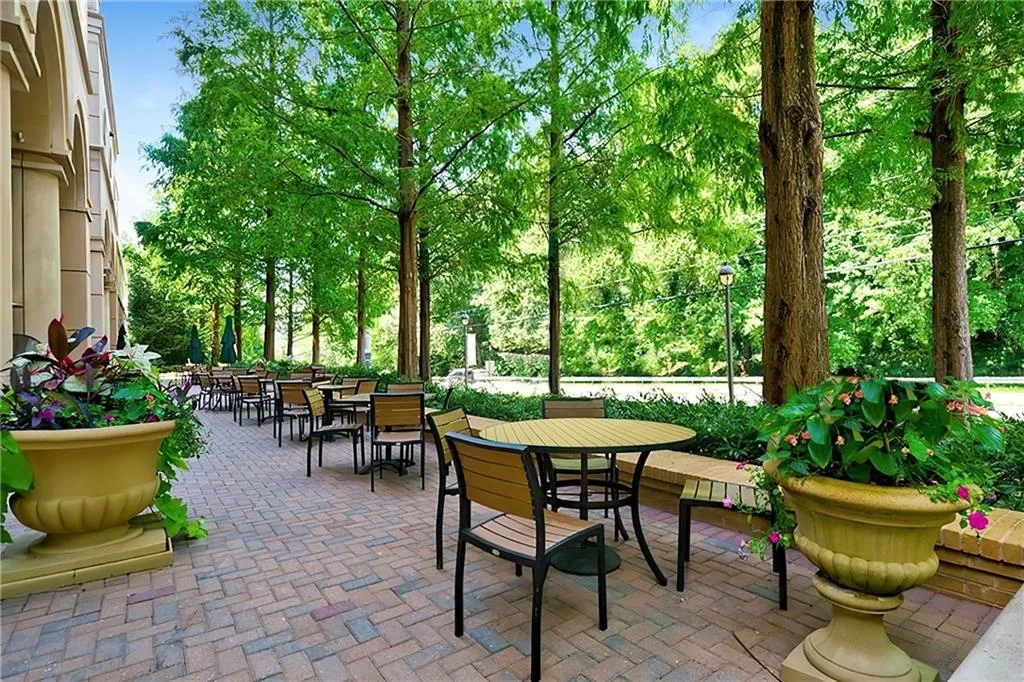 3286 Northside Parkway S Unit 1007, Atlanta, Georgia 30327, 3 Bedrooms Bedrooms, ,2 BathroomsBathrooms,Residential,For Sale,3286 Northside Parkway S Unit 1007,7635580