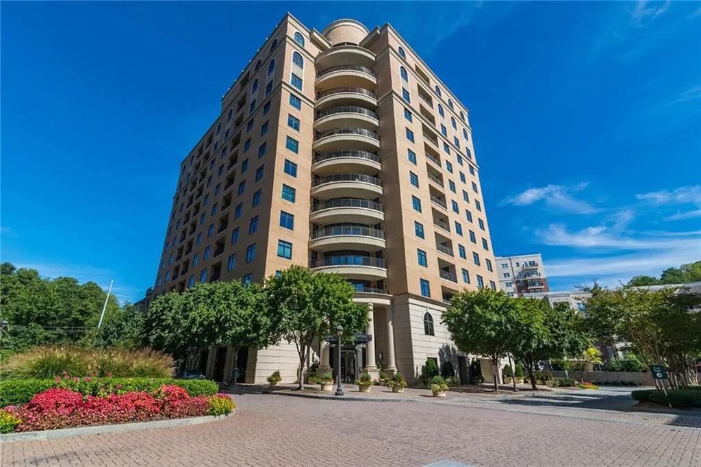 3286 Northside Parkway S Unit 1007, Atlanta, Georgia 30327, 3 Bedrooms Bedrooms, ,2 BathroomsBathrooms,Residential,For Sale,3286 Northside Parkway S Unit 1007,7635580
