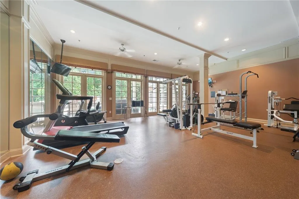 5411 Glenridge Cove, Atlanta, Georgia 30342, 3 Bedrooms Bedrooms, ,3 BathroomsBathrooms,Residential,Sold,5411 Glenridge Cove,6999975