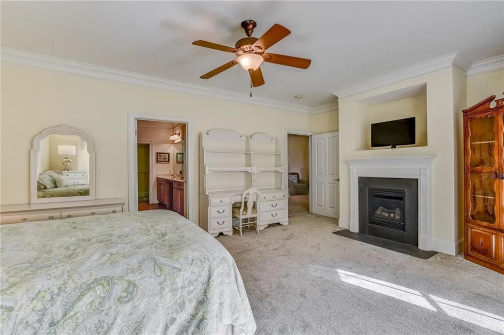 5411 Glenridge Cove, Atlanta, Georgia 30342, 3 Bedrooms Bedrooms, ,3 BathroomsBathrooms,Residential,Sold,5411 Glenridge Cove,6999975