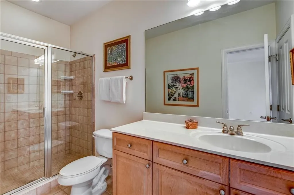 5411 Glenridge Cove, Atlanta, Georgia 30342, 3 Bedrooms Bedrooms, ,3 BathroomsBathrooms,Residential,Sold,5411 Glenridge Cove,6999975