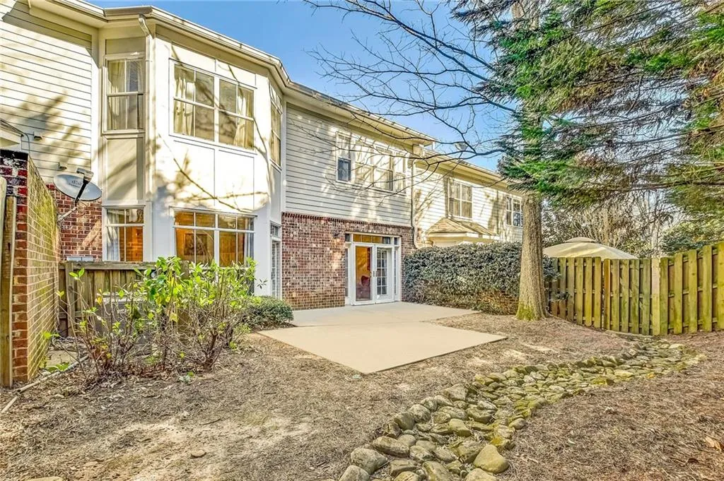 5411 Glenridge Cove, Atlanta, Georgia 30342, 3 Bedrooms Bedrooms, ,3 BathroomsBathrooms,Residential,Sold,5411 Glenridge Cove,6999975