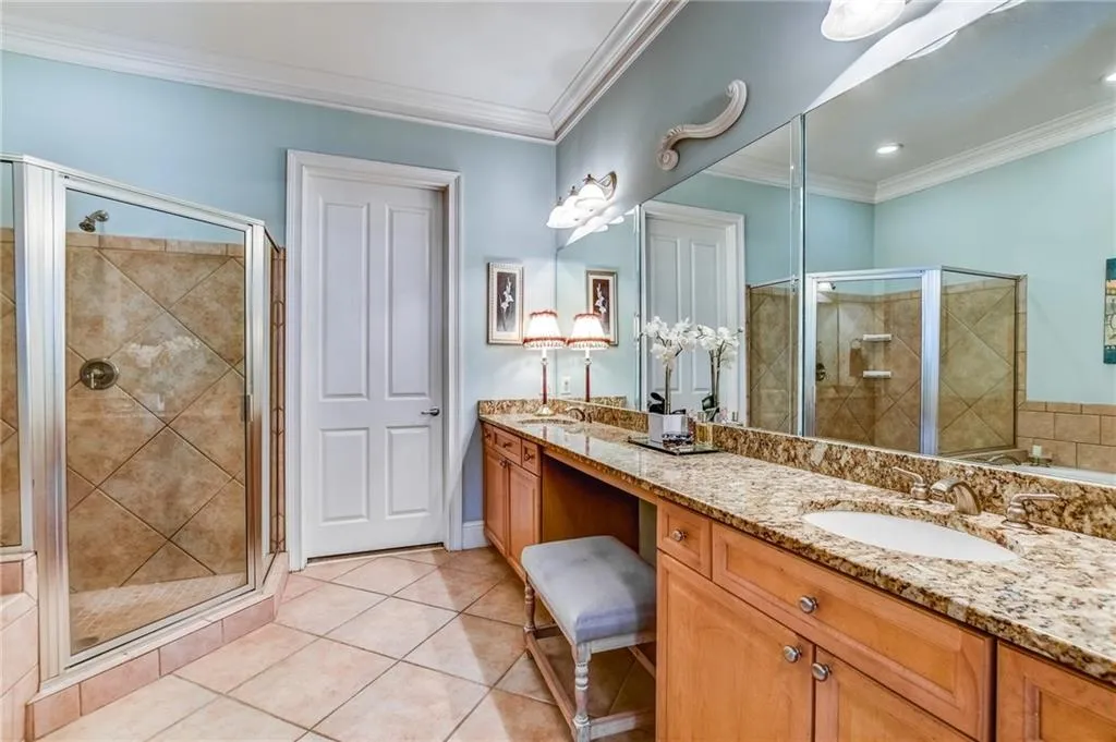 5411 Glenridge Cove, Atlanta, Georgia 30342, 3 Bedrooms Bedrooms, ,3 BathroomsBathrooms,Residential,Sold,5411 Glenridge Cove,6999975