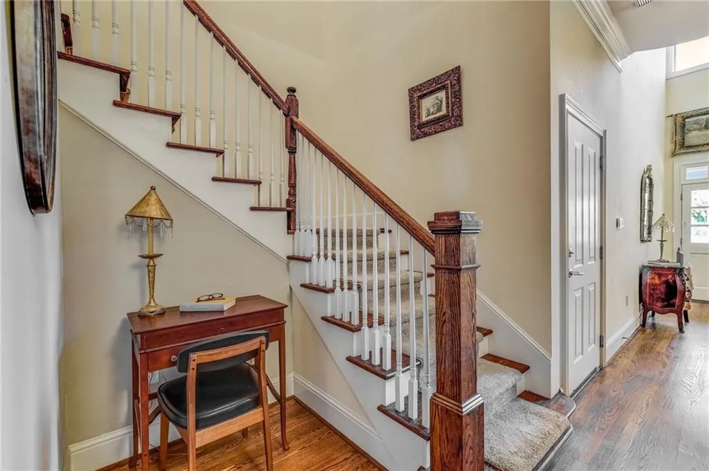 5411 Glenridge Cove, Atlanta, Georgia 30342, 3 Bedrooms Bedrooms, ,3 BathroomsBathrooms,Residential,Sold,5411 Glenridge Cove,6999975