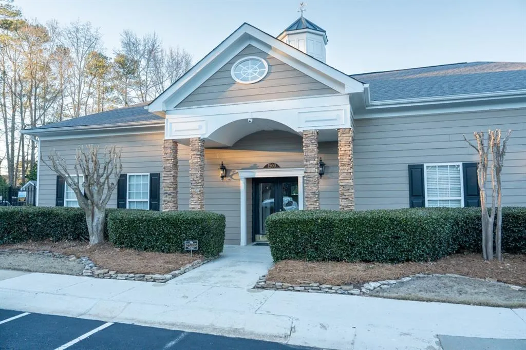 Entrance to clubhouse.