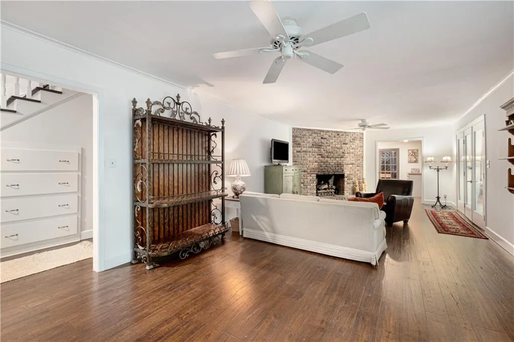 1120 Kingston Drive, Atlanta, Georgia 30342, 4 Bedrooms Bedrooms, ,3 BathroomsBathrooms,Residential,Sold,1120 Kingston Drive,7070455