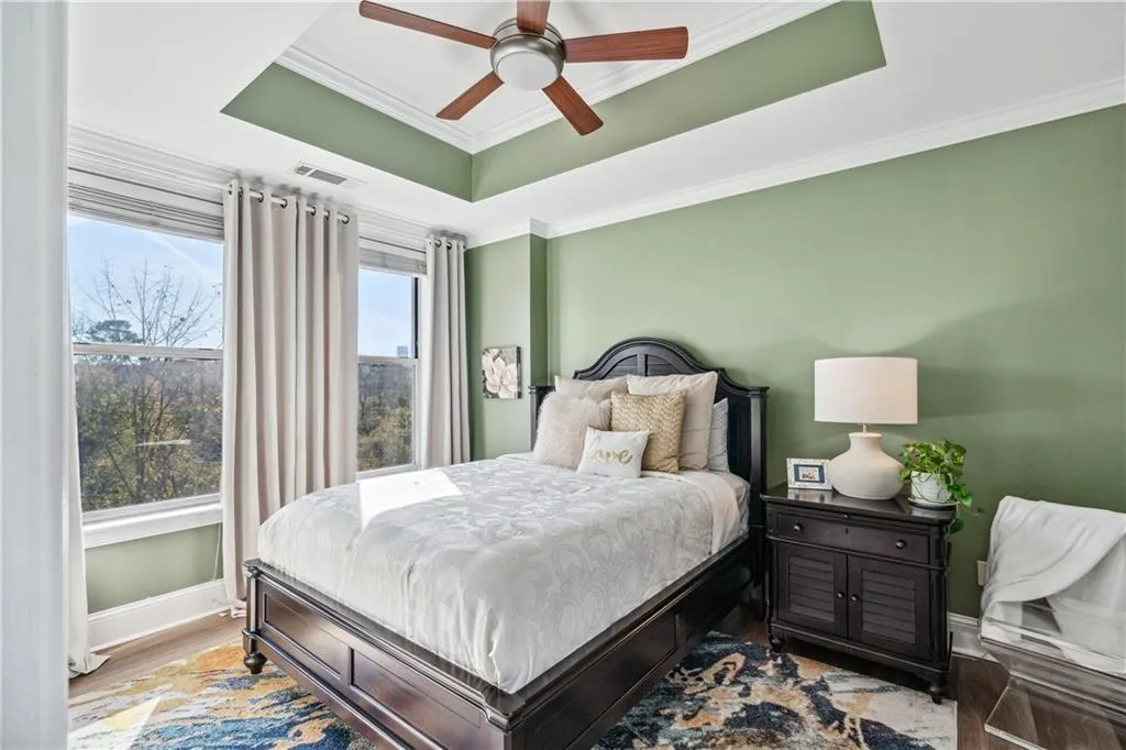 2277 Peachtree Road Ne Unit 407, Atlanta, Georgia 30309, 2 Bedrooms Bedrooms, ,2 BathroomsBathrooms,Residential,For Sale,2277 Peachtree Road Ne Unit 407,7610275