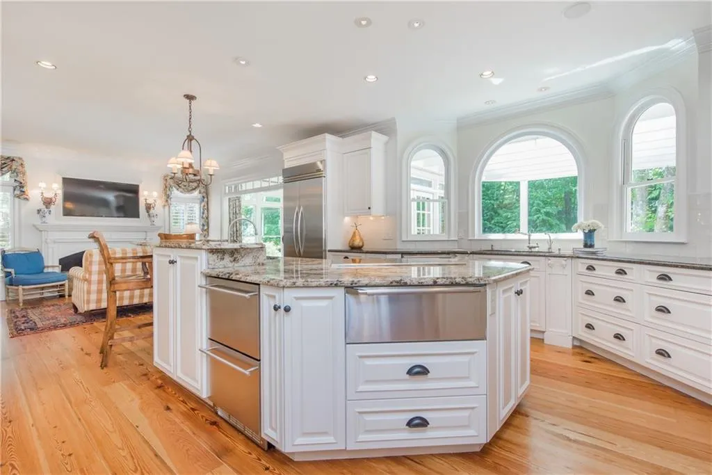 30 Old Vermont Place, Sandy Springs, Georgia 30328, 5 Bedrooms Bedrooms, ,6 BathroomsBathrooms,Residential,Sold,30 Old Vermont Place,6553204