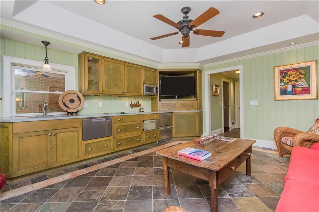30 Old Vermont Place, Sandy Springs, Georgia 30328, 5 Bedrooms Bedrooms, ,6 BathroomsBathrooms,Residential,Sold,30 Old Vermont Place,6553204