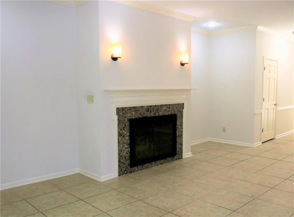 17 Willow Glen Ne Unit 17, Atlanta, Georgia 30342, 3 Bedrooms Bedrooms, ,2 BathroomsBathrooms,Residential,Sold,17 Willow Glen Ne Unit 17,6718297