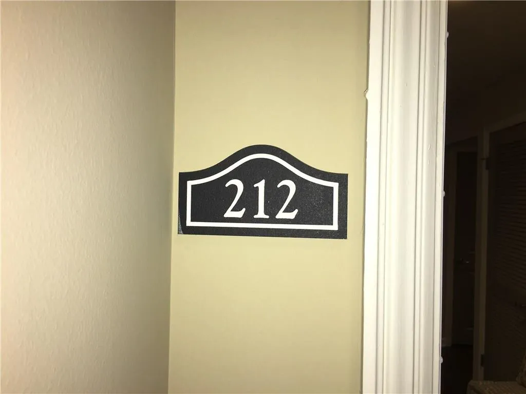 3650 Ashford Dunwoody Road Unit 212, Brookhaven, Georgia 30319, 2 Bedrooms Bedrooms, ,2 BathroomsBathrooms,Residential,Sold,3650 Ashford Dunwoody Road Unit 212,5962061