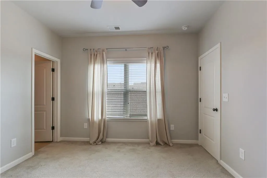 954 Opelousas Way, Atlanta, Georgia 30328, 3 Bedrooms Bedrooms, ,3 BathroomsBathrooms,Residential,Sold,954 Opelousas Way,6921938