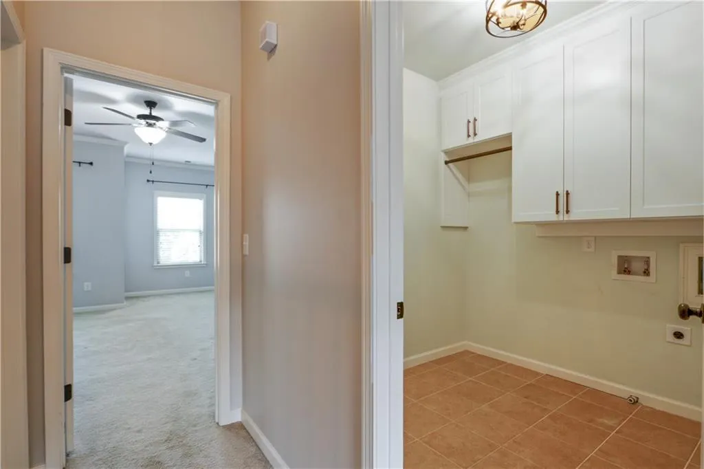 954 Opelousas Way, Atlanta, Georgia 30328, 3 Bedrooms Bedrooms, ,3 BathroomsBathrooms,Residential,Sold,954 Opelousas Way,6921938