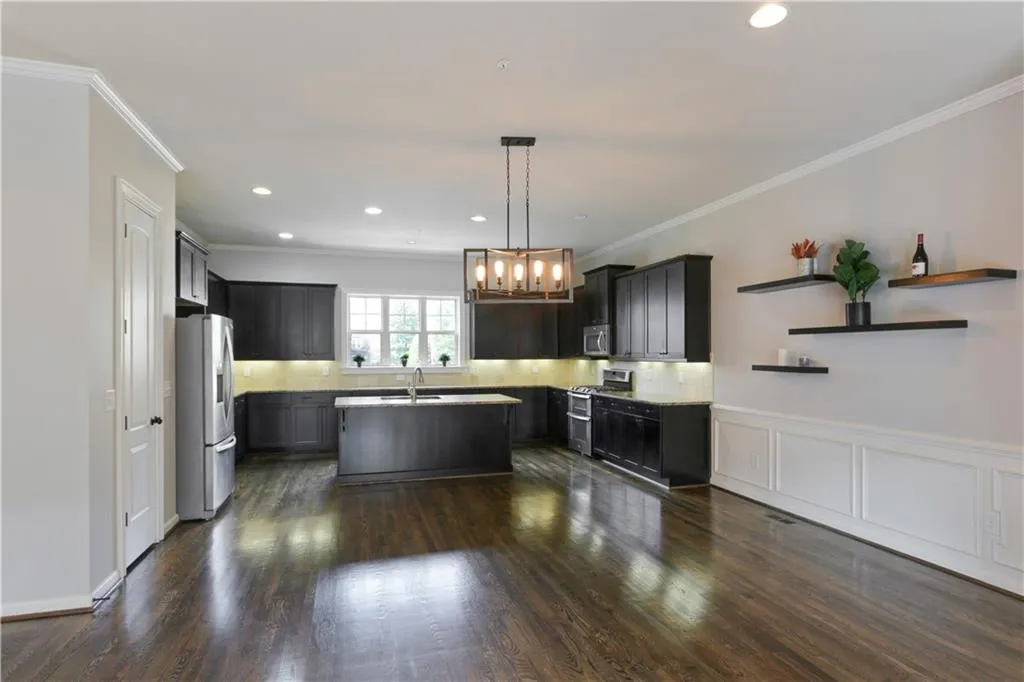 954 Opelousas Way, Atlanta, Georgia 30328, 3 Bedrooms Bedrooms, ,3 BathroomsBathrooms,Residential,Sold,954 Opelousas Way,6921938