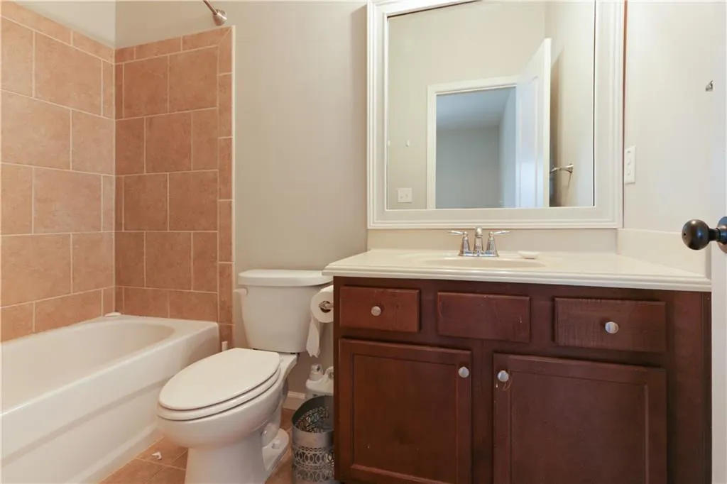 954 Opelousas Way, Atlanta, Georgia 30328, 3 Bedrooms Bedrooms, ,3 BathroomsBathrooms,Residential,Sold,954 Opelousas Way,6921938