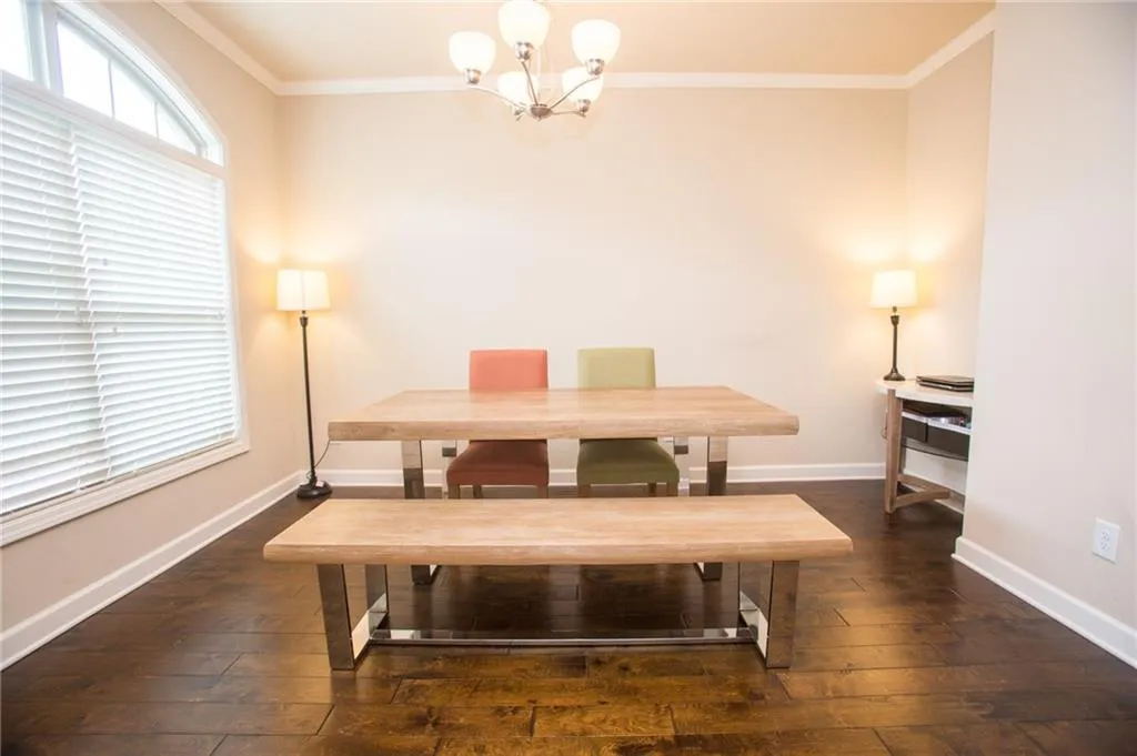 7385 Highland Bluff, Sandy Springs, Georgia 30328, 3 Bedrooms Bedrooms, ,3 BathroomsBathrooms,Residential,Sold,7385 Highland Bluff,5994423